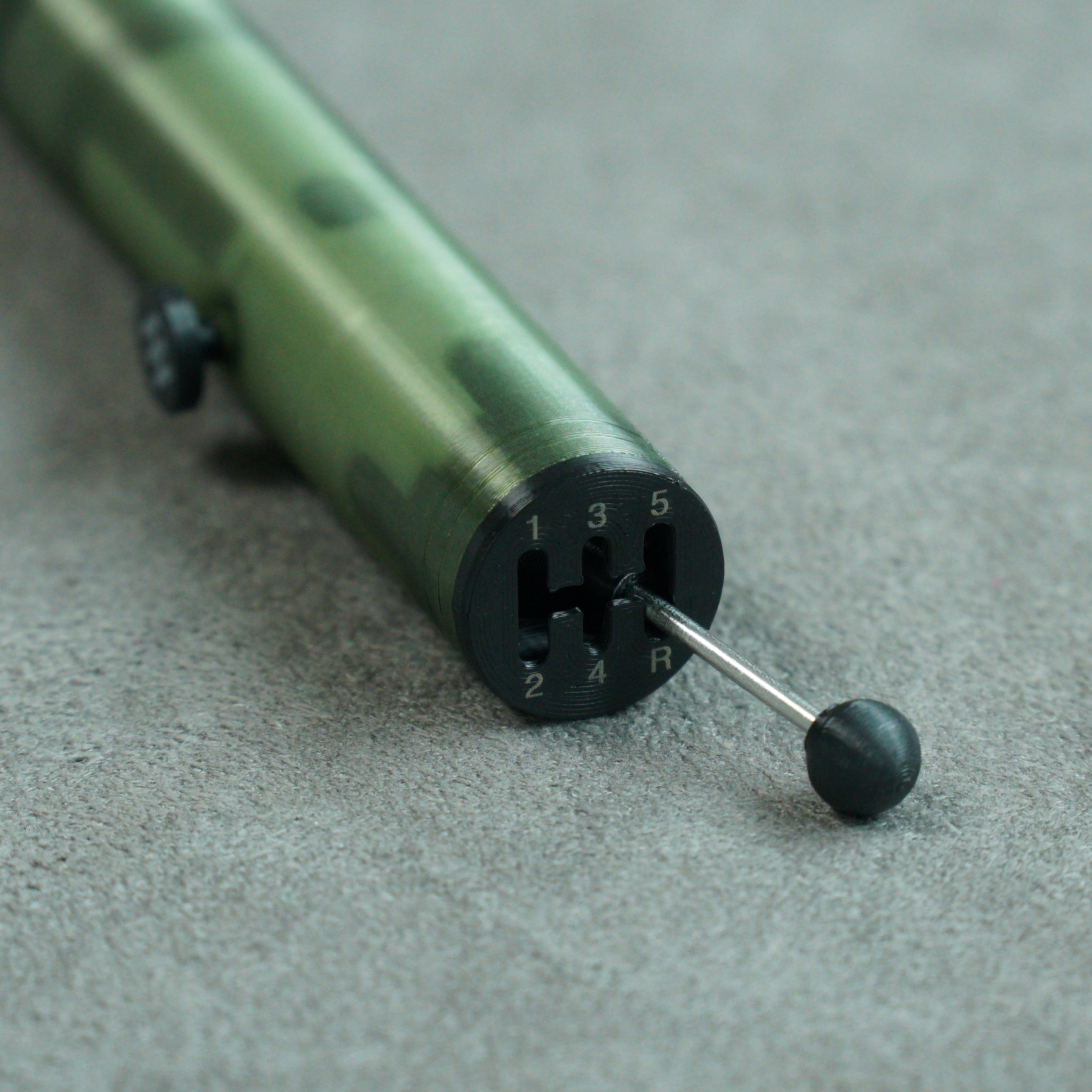 マニュアルトランスミッションペン - オリーブ